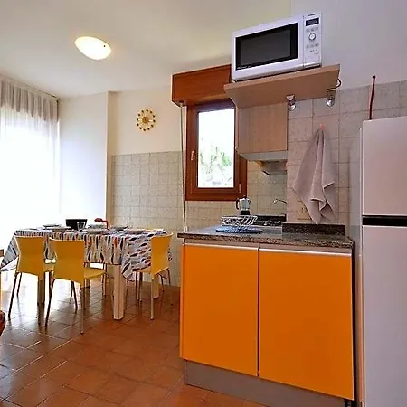 Sea Front View Flat By Beahost Hotel 2*